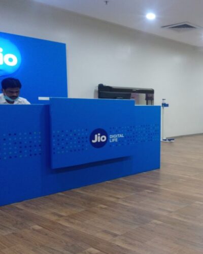 Jio Store Near Me